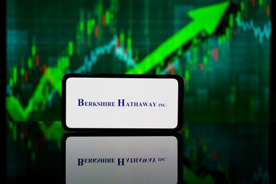 ¿Qué hacer con la acción de Berkshire Hathaway?